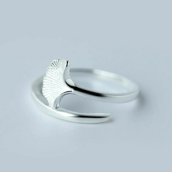 Ginkgo Leaf Ring - Picture 3 of 3